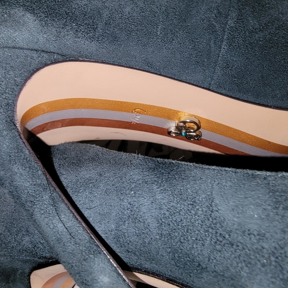 Sam Edelman Suede Green Heels - Picture 8 of 10